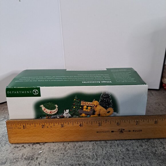 Dogs and Puppies Cats and Kittens Adorable Village Accessories Department 56 NOB - Picture 2 of 13